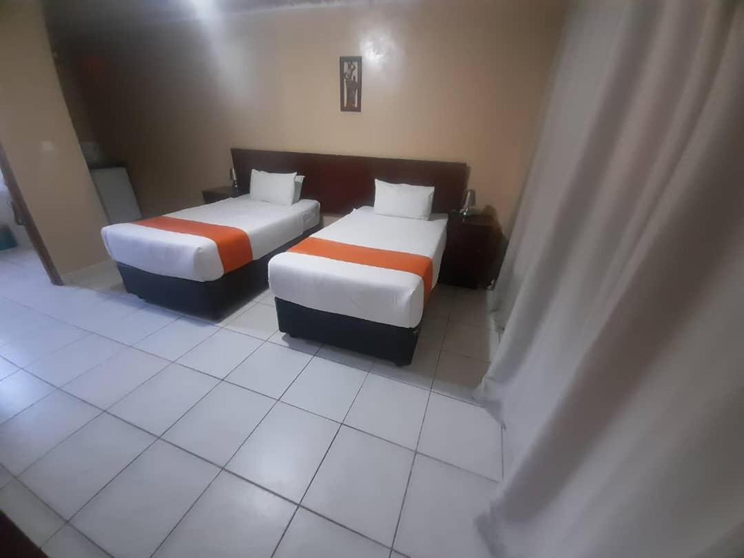 Nkanga Hotel คาซาเนอ ภายนอก รูปภาพ