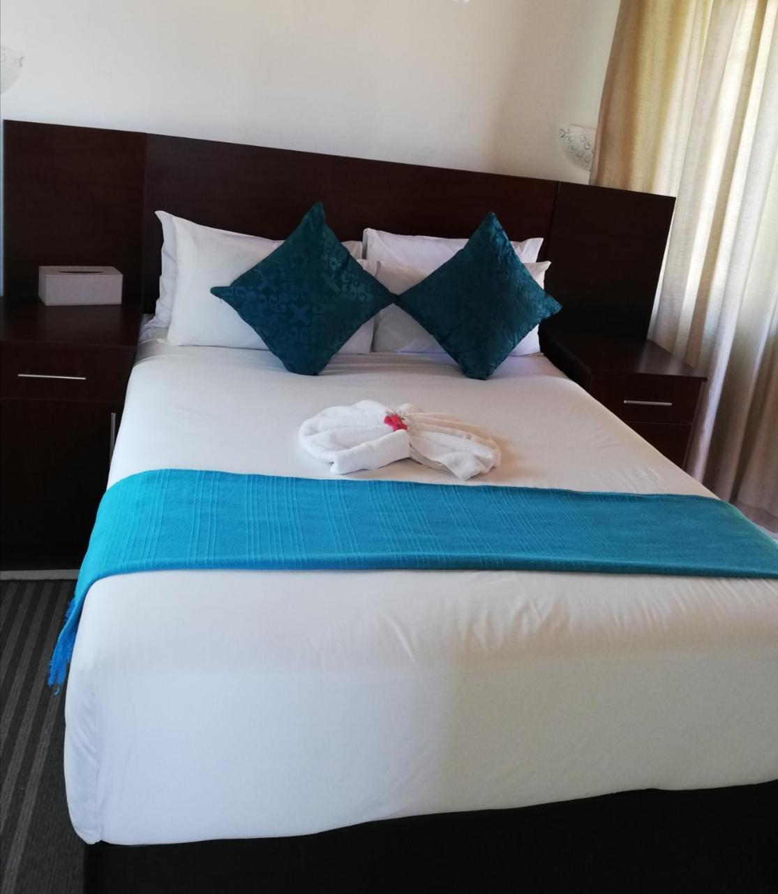Nkanga Hotel คาซาเนอ ภายนอก รูปภาพ
